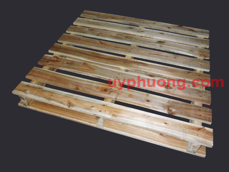Loại pallet gỗ có 2 thanh gỗ ngoài được đóng lui vào để tăng tải trọng.
